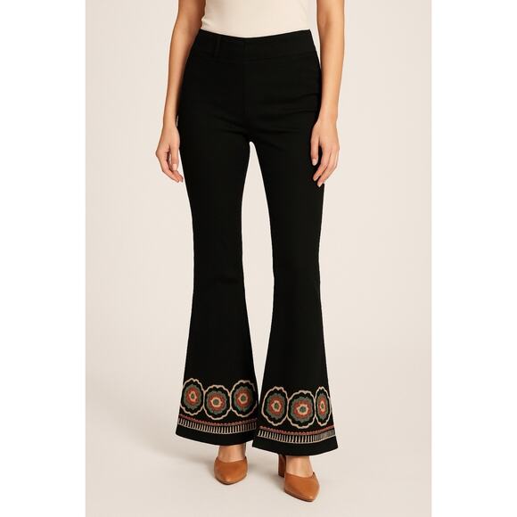 Driftwood Wyatt Jeans Womens L Black Pull On Boho Embroidered Hem Flare Leg NWT - Picture 1 of 14